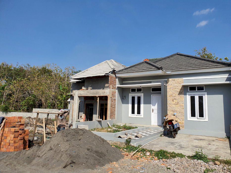 1 UNIT LAGI RUMAH LB 45 LT 106 , SHM, FREE DESAIN, LOKASI TEPI ASPAL