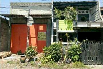 Dijual rumah dan gudang di kedinding