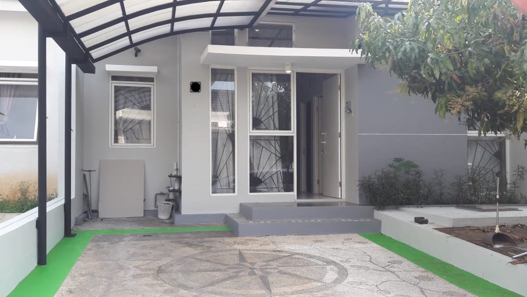Rumah di citraland bsb city semarang