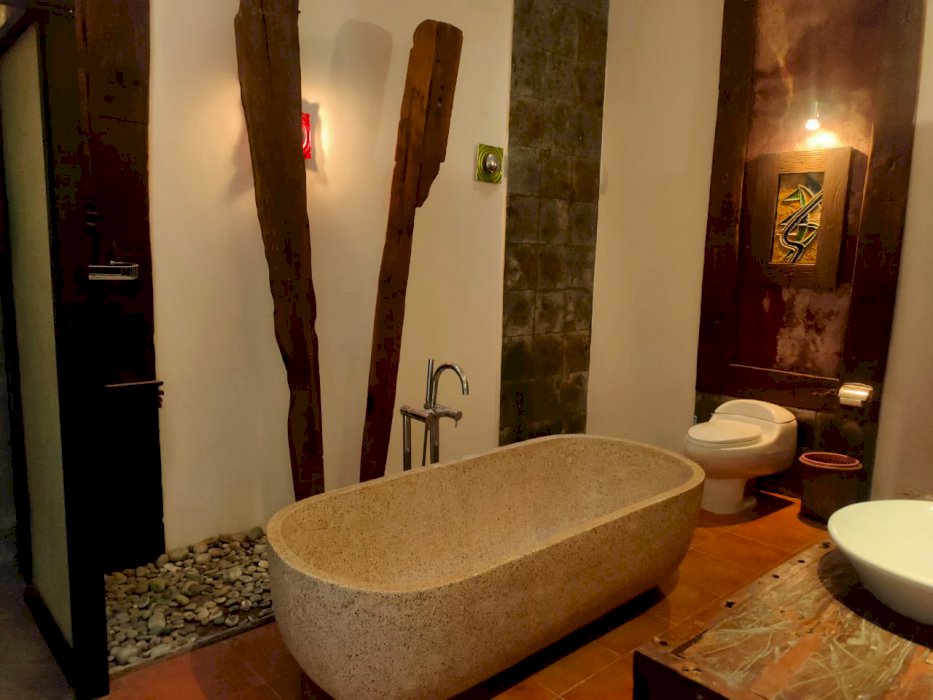 Dijual villa kawasan dekat pantai sanur lokasi jl.kesari sanur