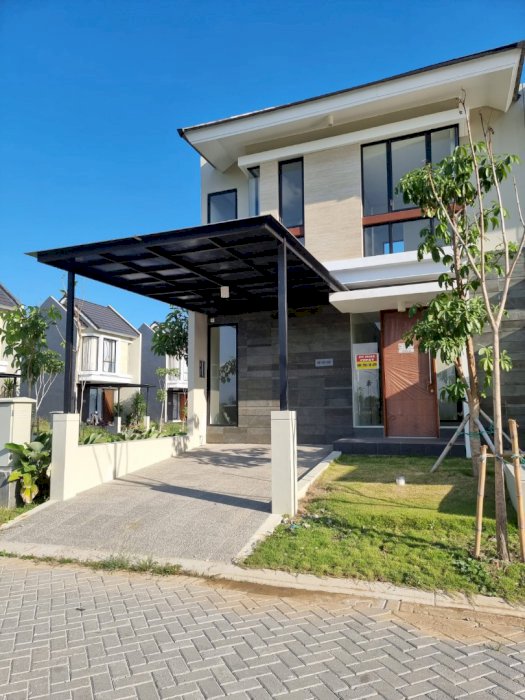 Dijual! Rumah di Citraland Hook Utara - Timur