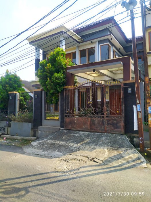 DIJUAL RUMAH SIAP HUNI DI Larangan Cipadu jaya , Tangerang Selatan