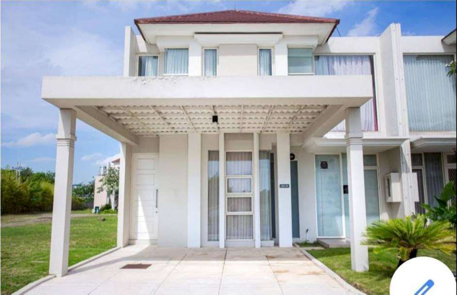 Rumah di Cluster North Victoria Perumahan Grand Pakuwon Kota Surabaya Barat