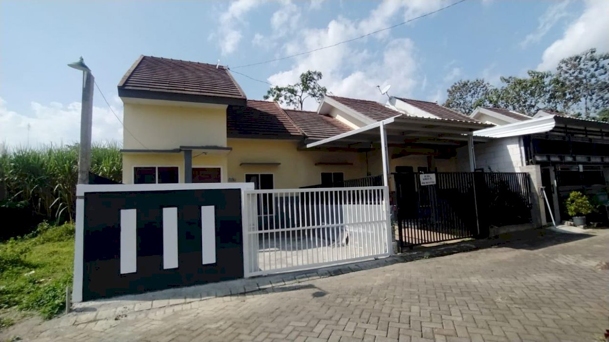 Hunian nyaman dengan view jalan tol Malang, free biaya2