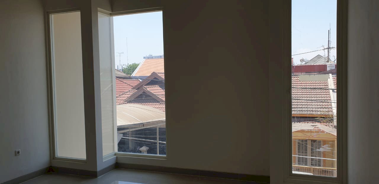 Rumah Siap Huni Kemangi Surabaya