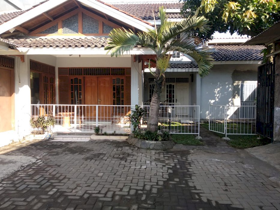 DIJUAL! RUMAH DAERAH KRANGGAN, LOKASI STRATEGIS!