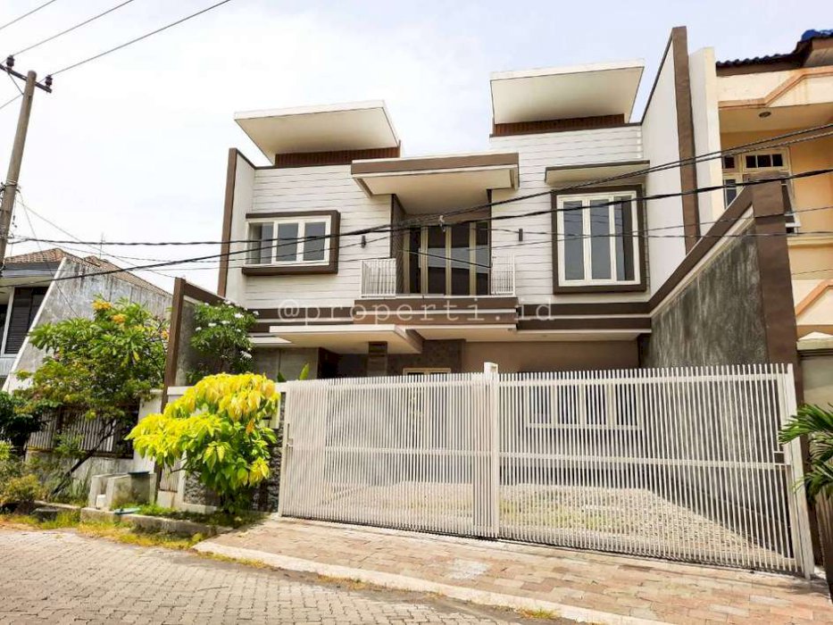 Rumah Mewah di Jalan Panjang Jiwo Permai Bisa Disekat Jadi 10 Kamar Untuk Kost