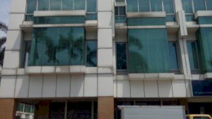 2 Ruko Gandeng Taman Aries Hadap Jalan Tol