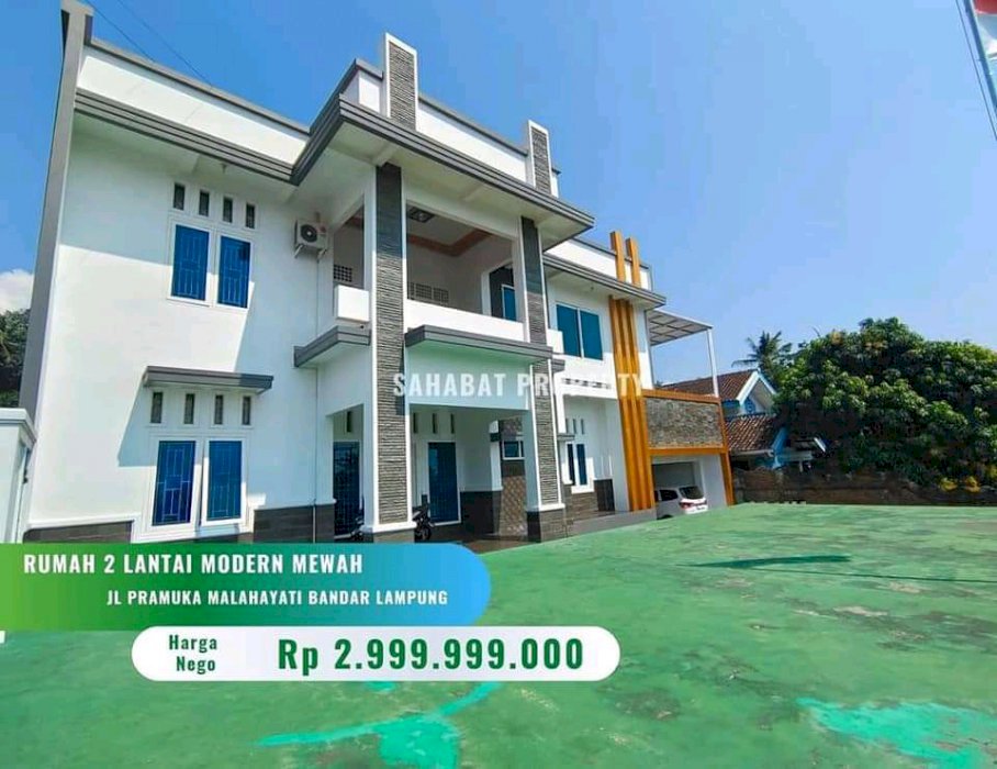 Rumah mewah tanah luas beserta 3 ruko