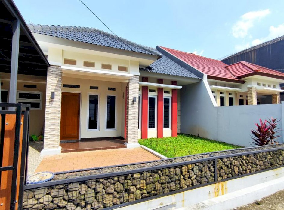 DI JUAL RUMAH KOMPLEK VILLA BOGOR GOLF STRATEGIS DAN NYAMAN