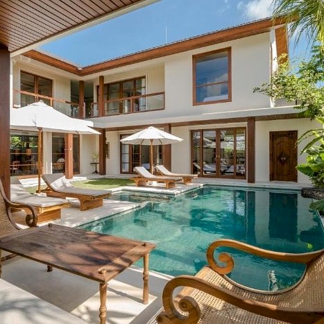 Luxury dijual Rumah mewah modern Canggu Berawa Bali