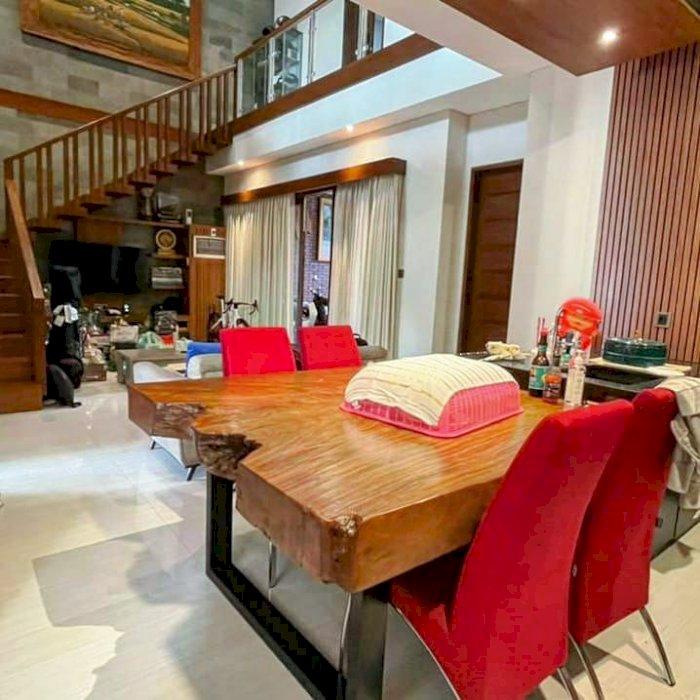 Dijual Rumah Mewah di kawasan Pemukiman Elite Renon, Denpasar Selatan