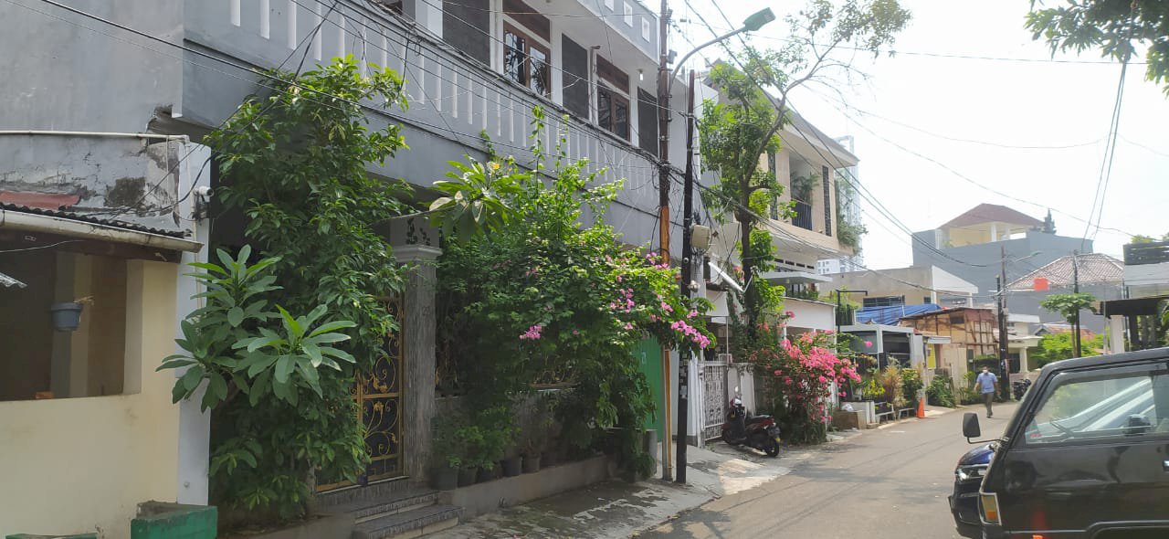 Dijual Rumah Pribadi di Jalan Anggrek Neli Murni 7 A, Slipi, Jakarta Barat