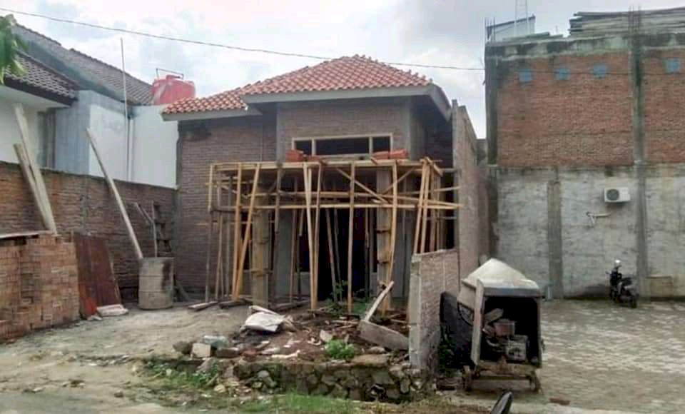 Rumah minimalis belakang sekolah