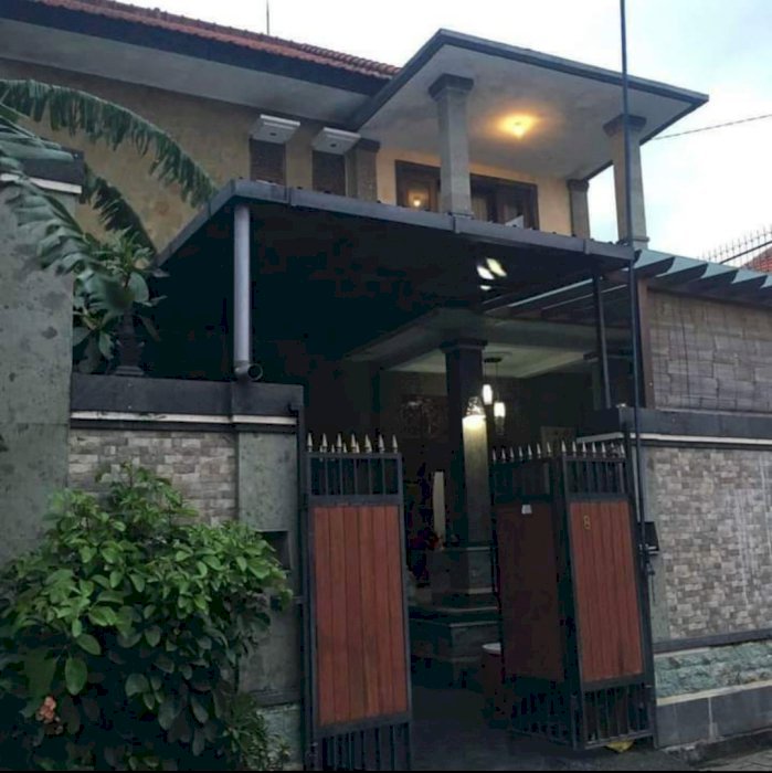 RUMAH MEGAH SEDAP MALAM DENPASAR