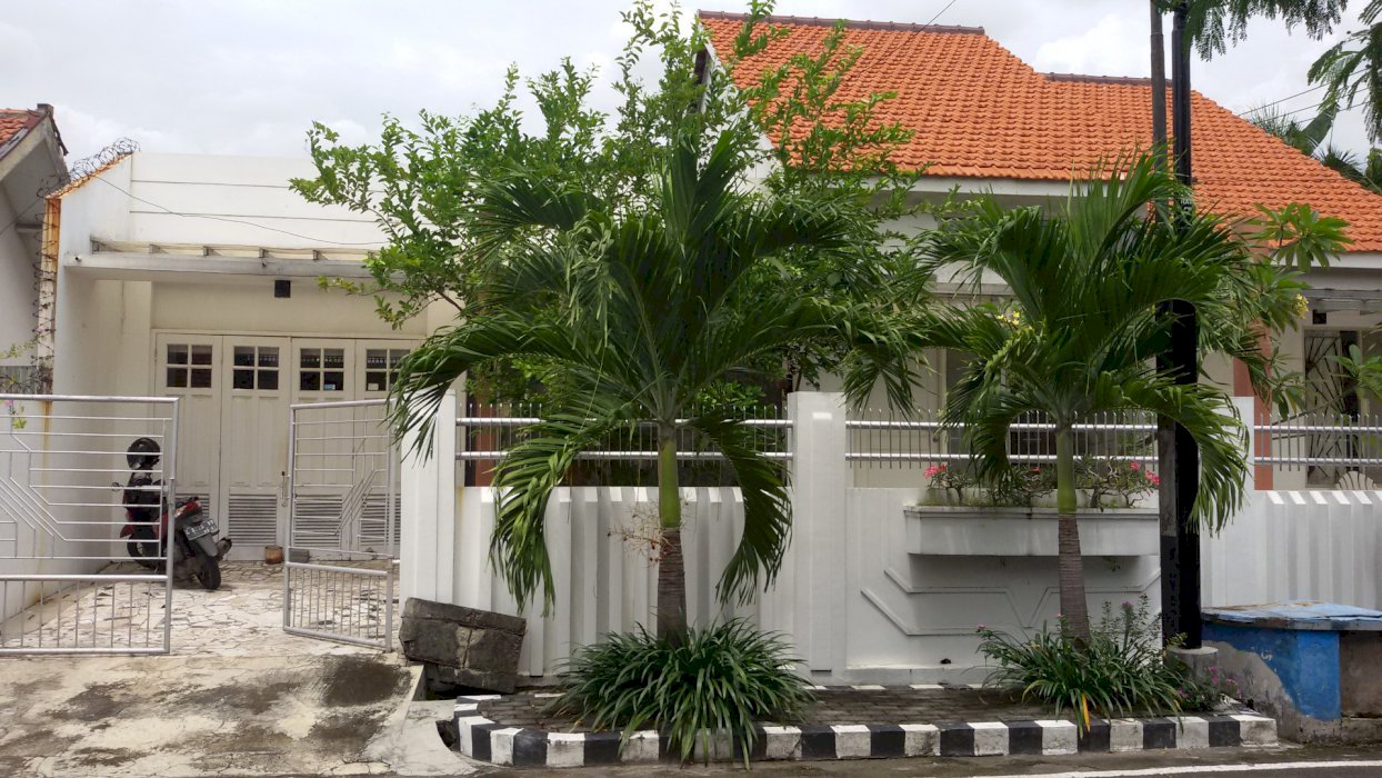 65. Dijual rumah murah  di Rungkut Asri Timur IV