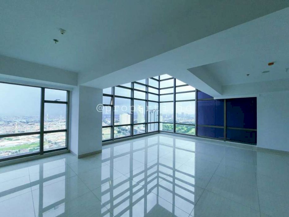 Apartment Semi Penthouse La Riz Mansion Pakuwon Mall Jarang Ada Lantai 25 Hoek