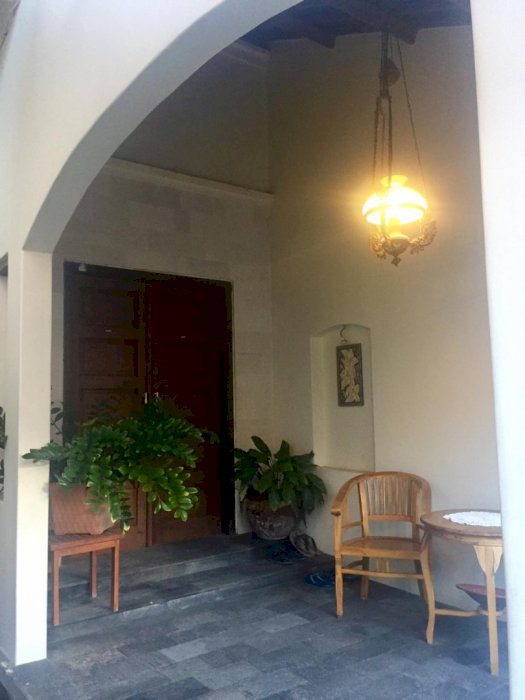 Dijual Super Cepat Rumah Cantik Di Sidakarya, Dekat Sanur