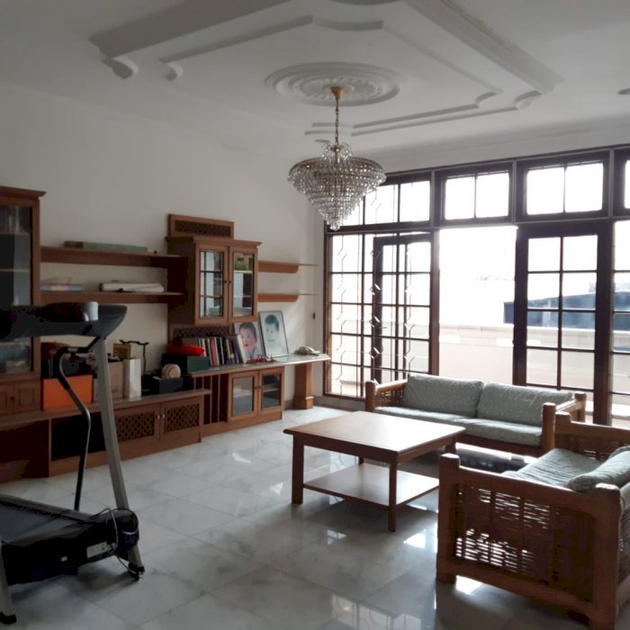 Dijual Rumah Intercon Jakarta Barat