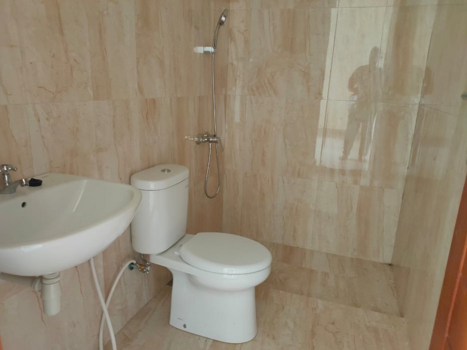 Dijual rumah lantai 2 kawasan jl Tukad balian renon denpasar