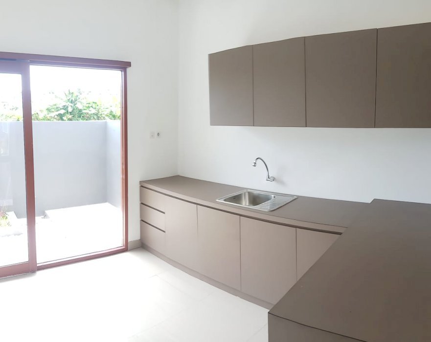 Dijual Rumah dalam cluster, Hanya di bangun 15 Unit / Jln batu nunggul