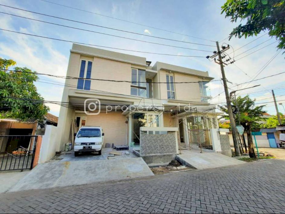 Rumah Kondisi 100% Baru Di Jalan Kutisari Utara Konsep Minimalis Tersedia 5 Unit