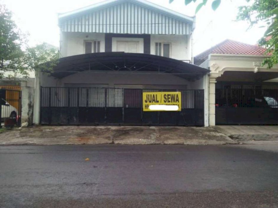 1017. Dijual rumah murah di Jalan Raya Pucang Anom Surabaya