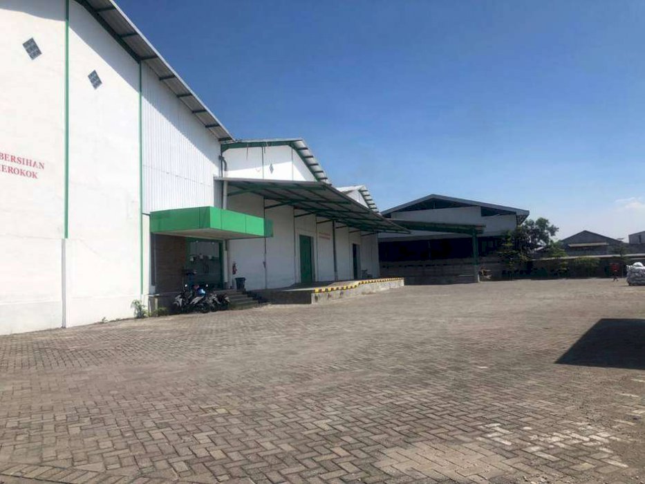 1004. Dijual Pabrik aktif di Jl Tambak Sawah Industri Tropodo Sidoarjo