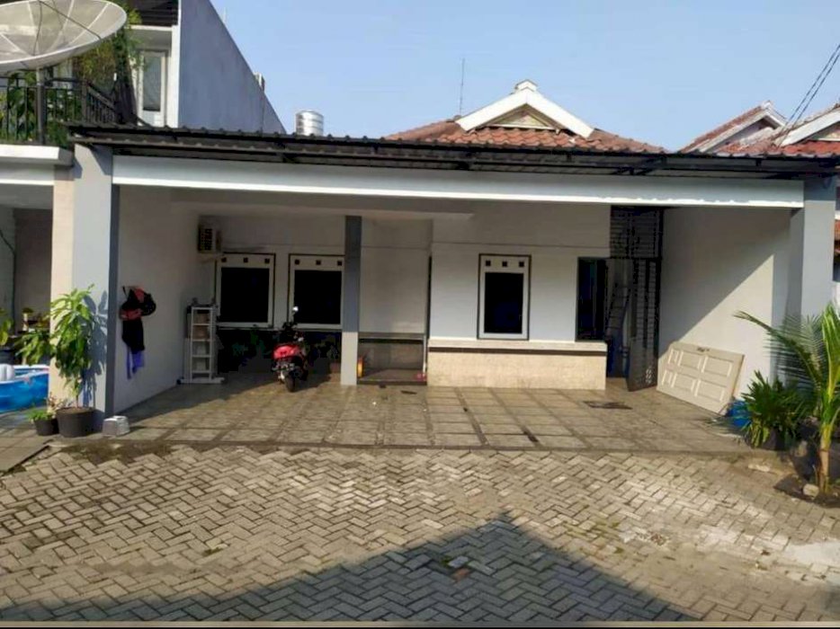 985. Dijual rumah murah di Unimas Garden Regency Waru Sidoarjo