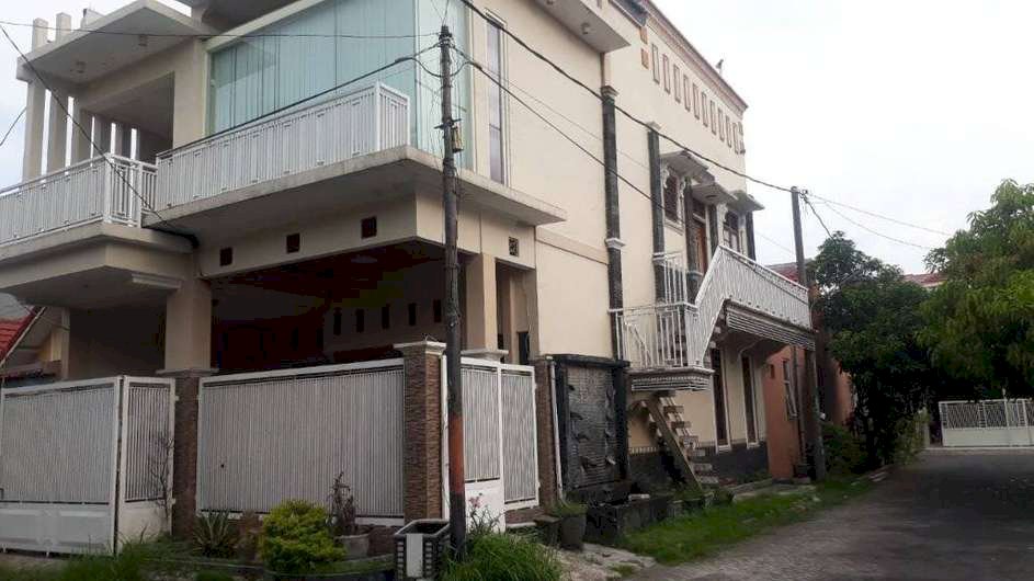 977. Dijual rumah murah di Pesona Sekar Gading, Sekardangan Sidoarjo