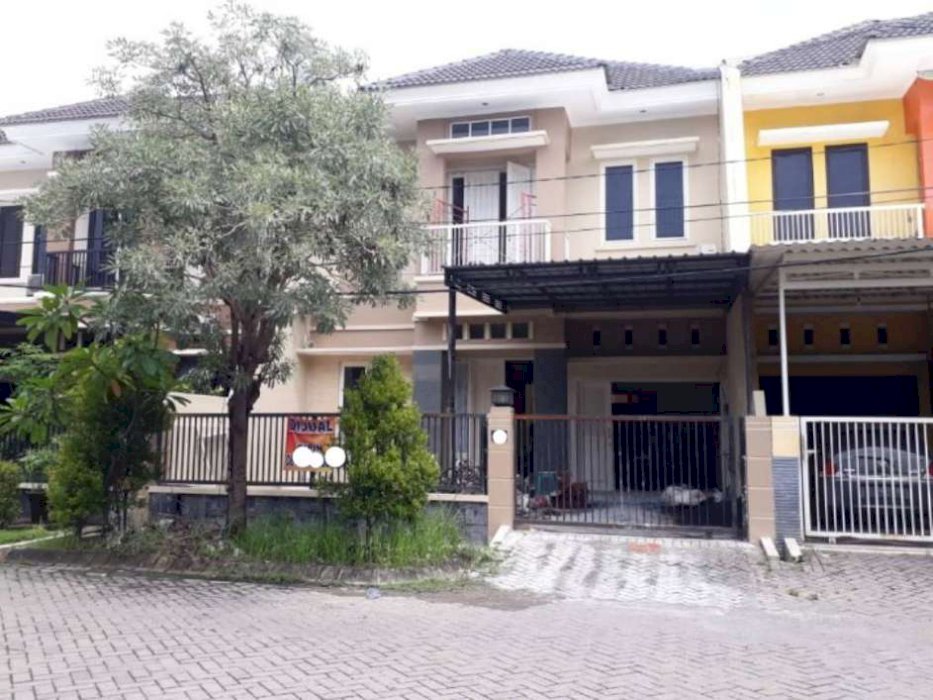 922. Dijual rumah 2 lantai di Gardenia Pondok Tjandra Indah Sidoarjo