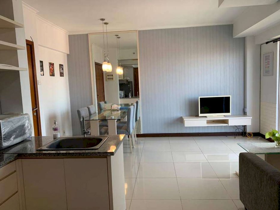 879. Disewakan murah Apartemen Waterplace F18 Pakuwon Indah Surabaya