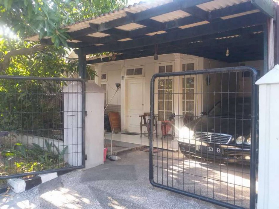 853. Dijual Rumah 2 Lantai cocok untuk Orang Tua di Pandugo - Surabaya