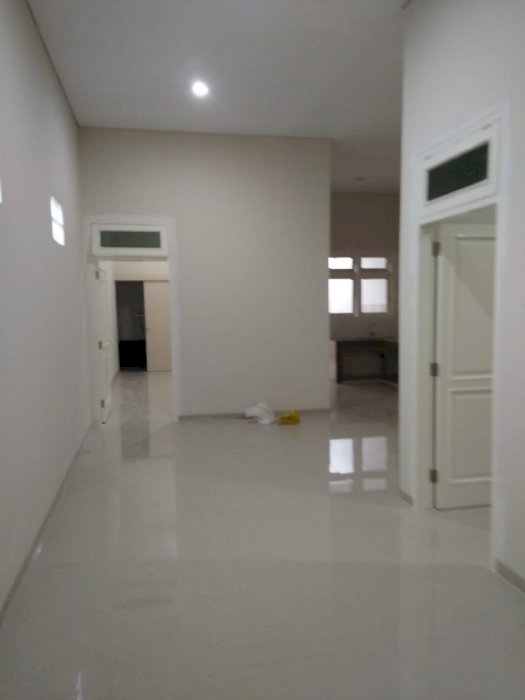 Murah ! Rumah di Klampis sudah renov