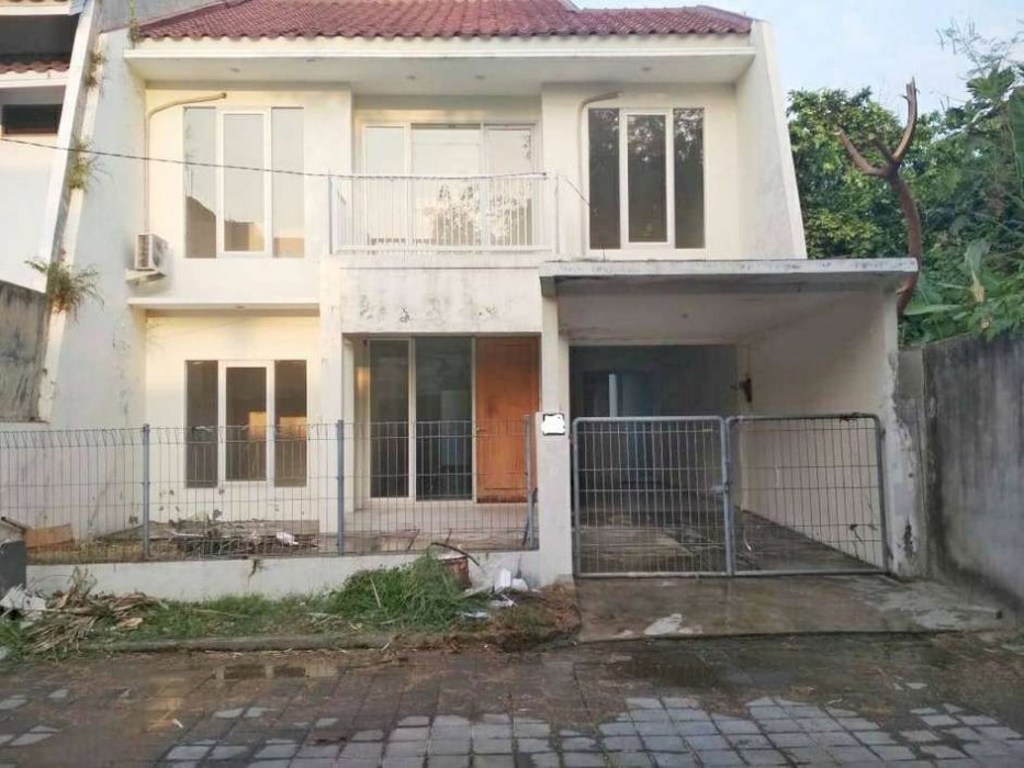 748. Dijual rumah murah 2 lantai di Villa Kalijudan indah Surabaya