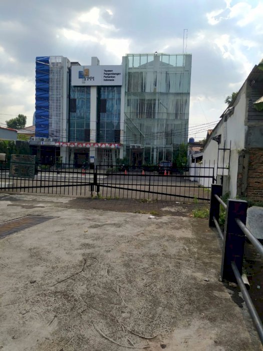 Disewakan Ruko Siap Pakai di Tebet Jakarta Selatan