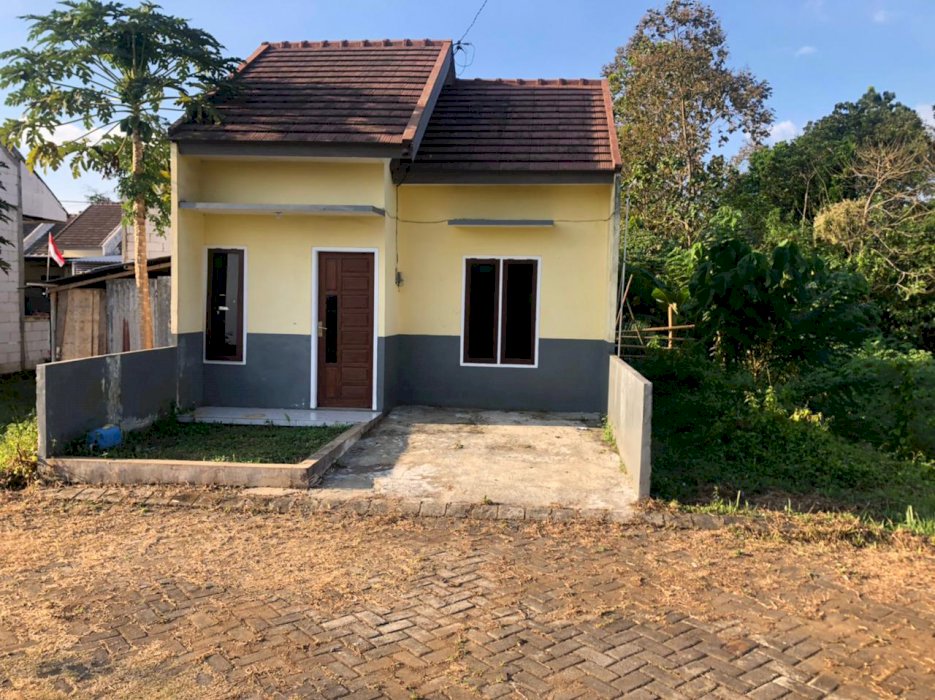  Rumah Ready Stock 290 Juta, lokasi belakang Araya. Free BPHTB dll