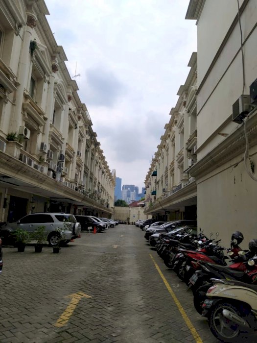 Dijual Ruko Siap Pakai di Royal Palace Tebet Jakarta Selatan