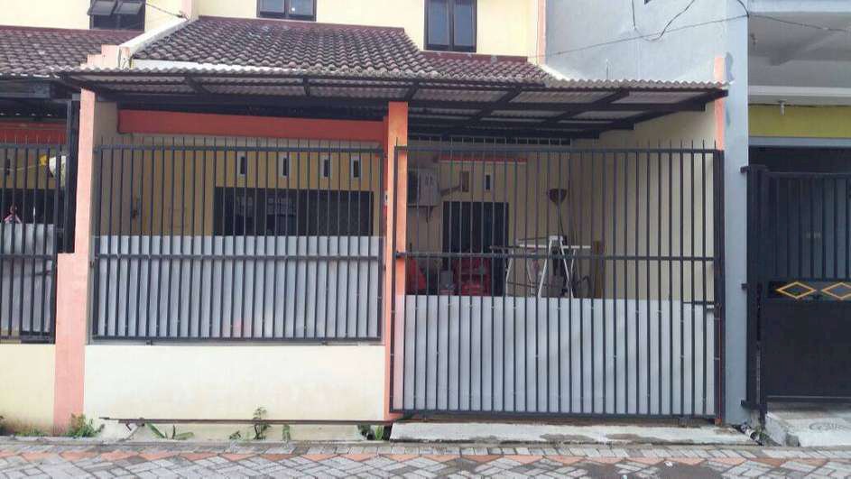 263.Dijual murah rumah di Medokan Sawah Timur VI