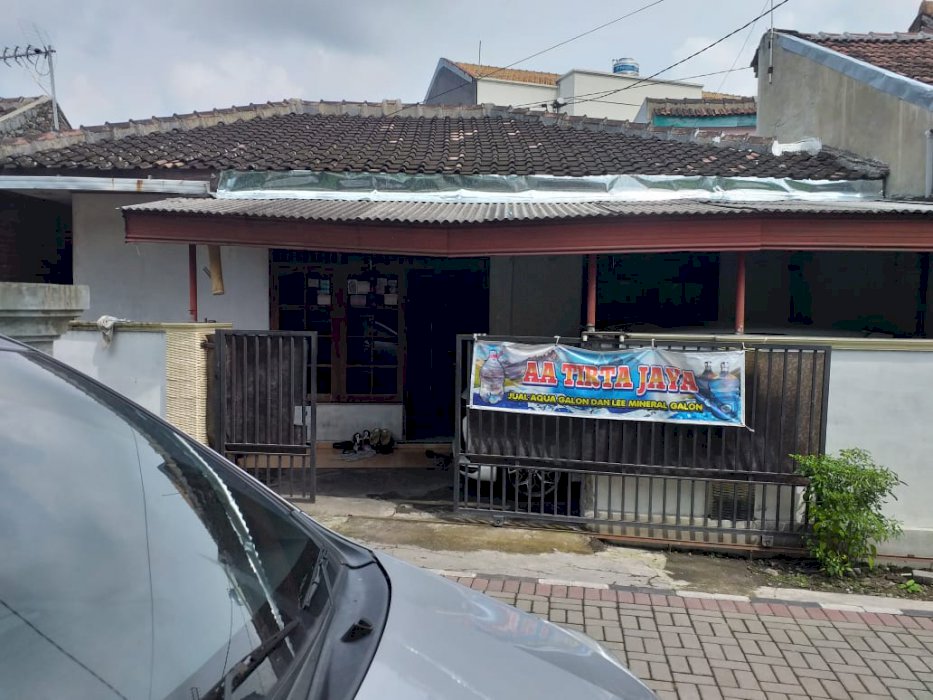 Rumah Kampung Lokasi Bagus buat Usaha