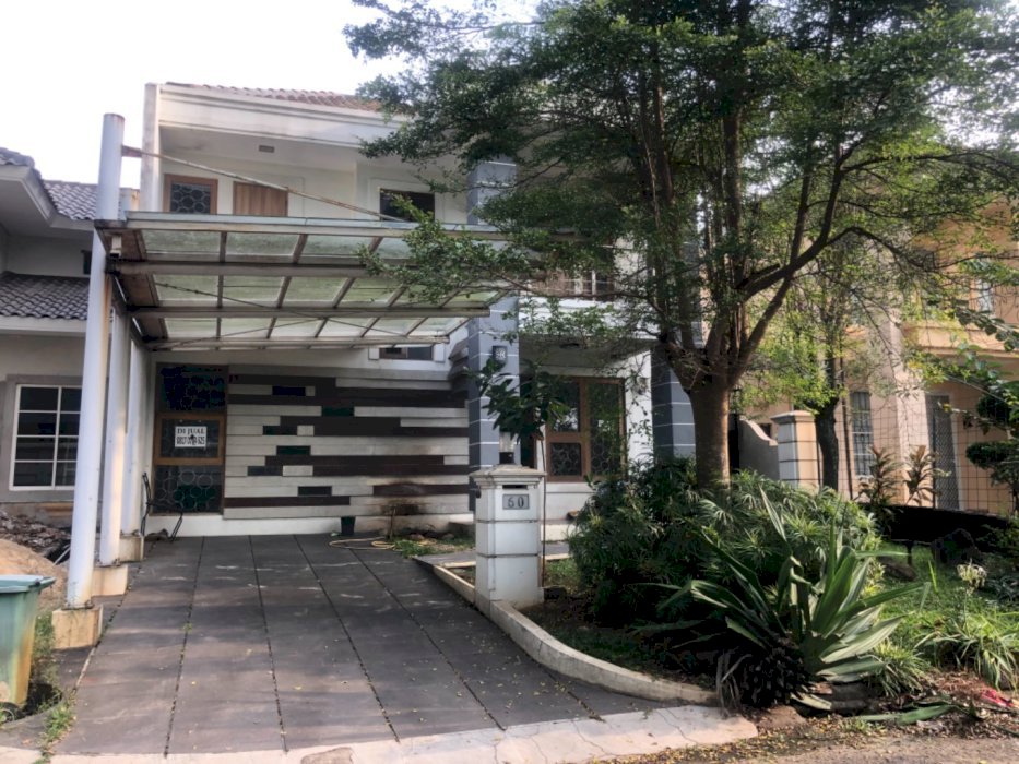 Di jual murah rumah beverly golf lippo karawaci