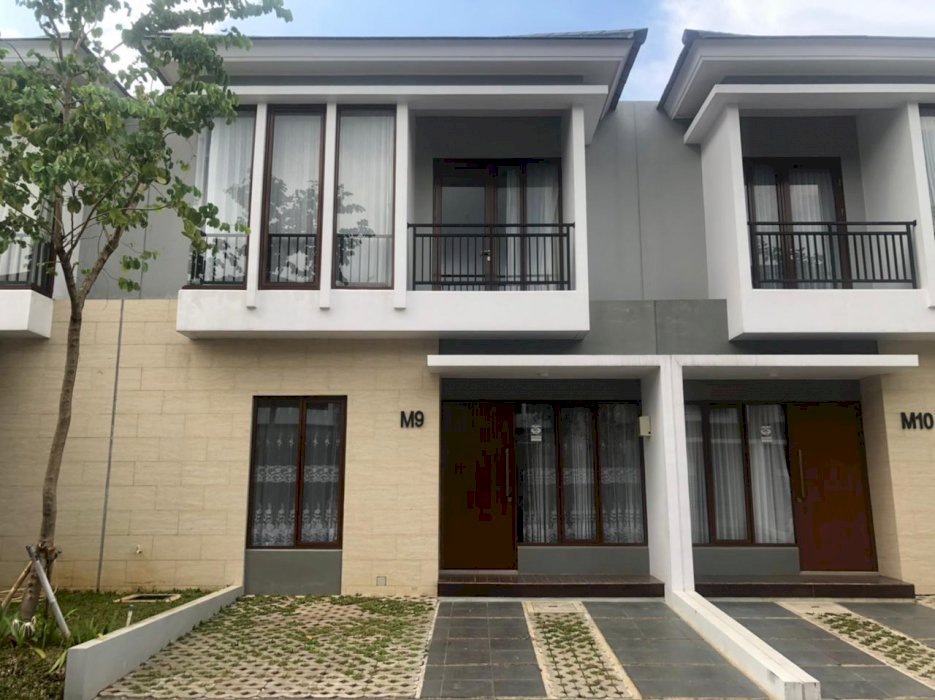 Dijual/Take Over Murah Rumah 2 Lantai di Jatiwarna Pondok Melati Bekasi