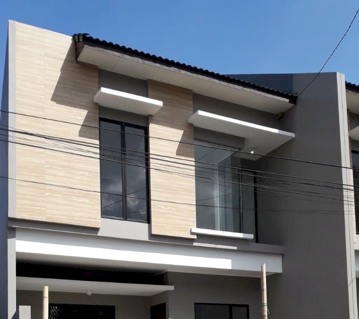 Dijual Rumah Extra Bagus di Tanjung Anom, Sayap Pajajaran (2 Unit)