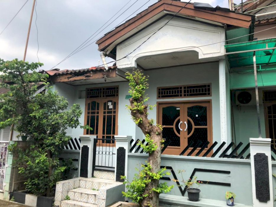 Dijual Cepat Rumah Posisi Hook di Perumahan Cibinong, Bogor