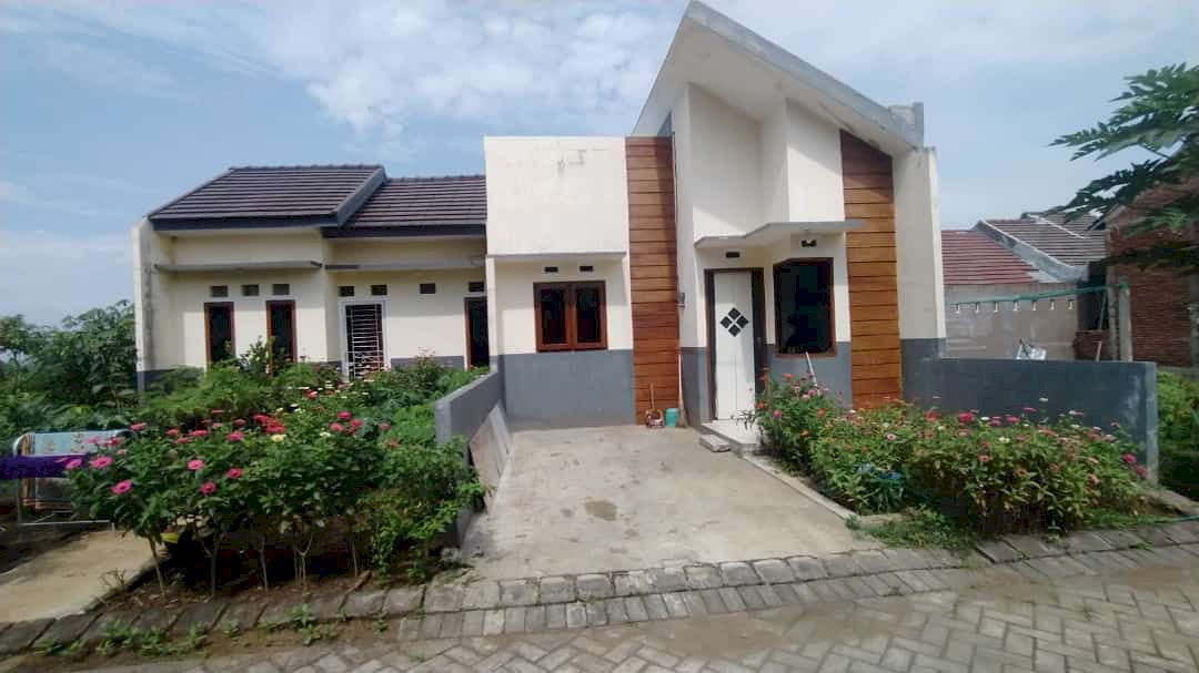 Rumah Siap Huni belakang Araya, free BPHTB