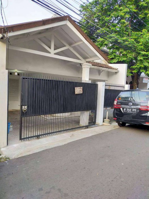 Jual Rumah siap huni murah, 2 lantai 3 KT, 2 KM, pam