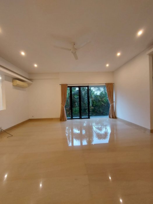 Rumah mewah lt 500 m2 di ampera , ragunan , jakarta selatan murah