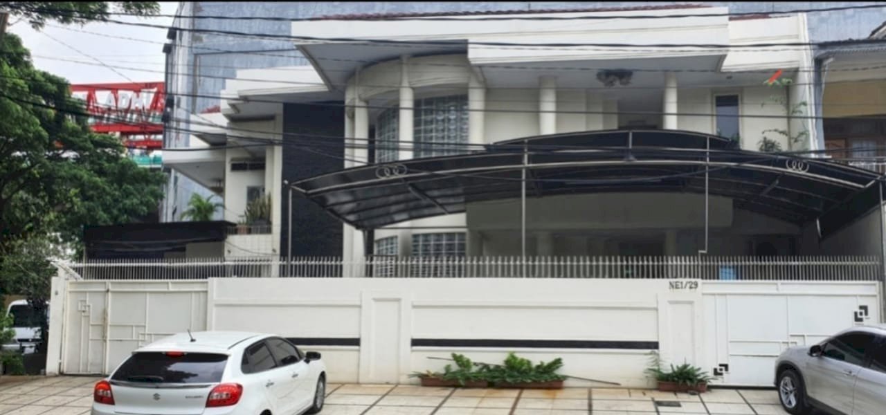Dijual Rumah di Jalan Kelapa Puan Timur Kelapa Gading  Jakarta Utara