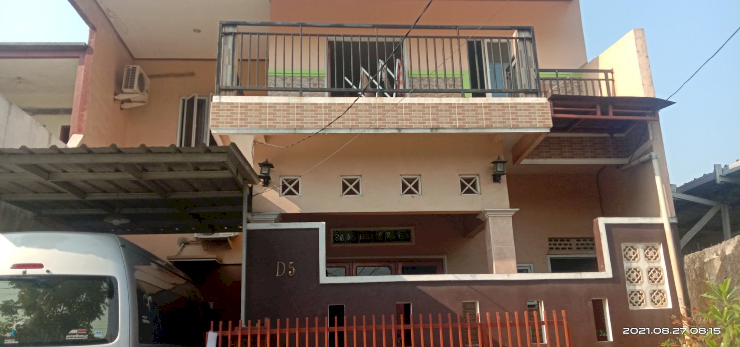 Rumah di huk pondok gede