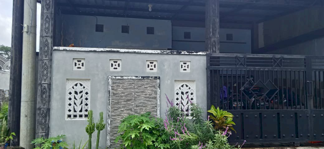 (BU) DIJUAL RUMAH DI PERUM PERMATA GADING KOTA MALANG (BISA DI NEGO)